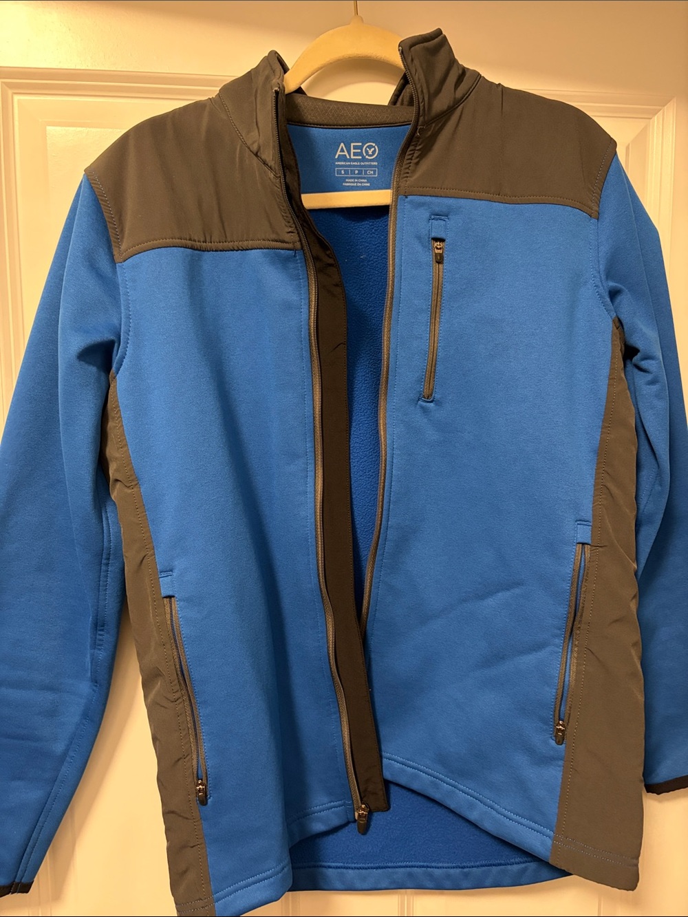 American Eagle Outfitters Blue and Gray Lightweight Jacket